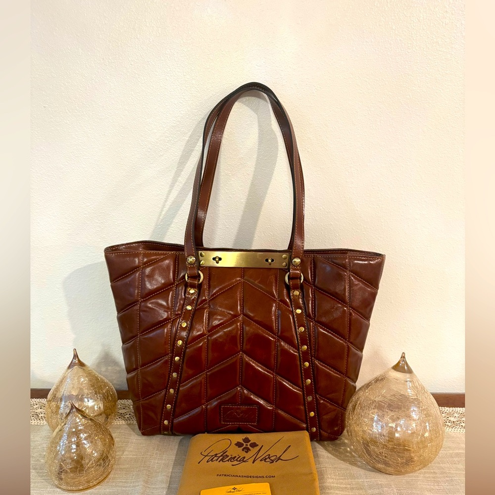 🔥New With Tags!! Beautiful Patricia Nash new Brown Italian  Leather Tote Bag🔥 - Picture 2 of 9
